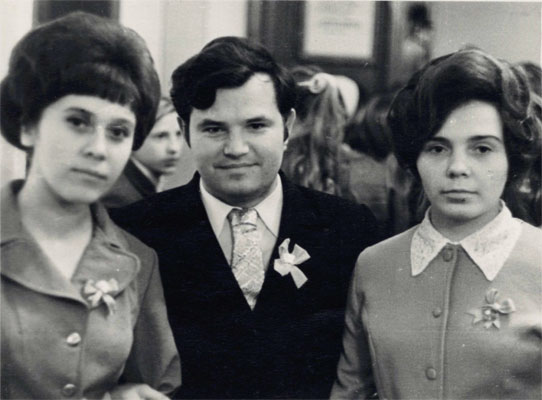 На Шкловской районной комсомольской конференции (1973)