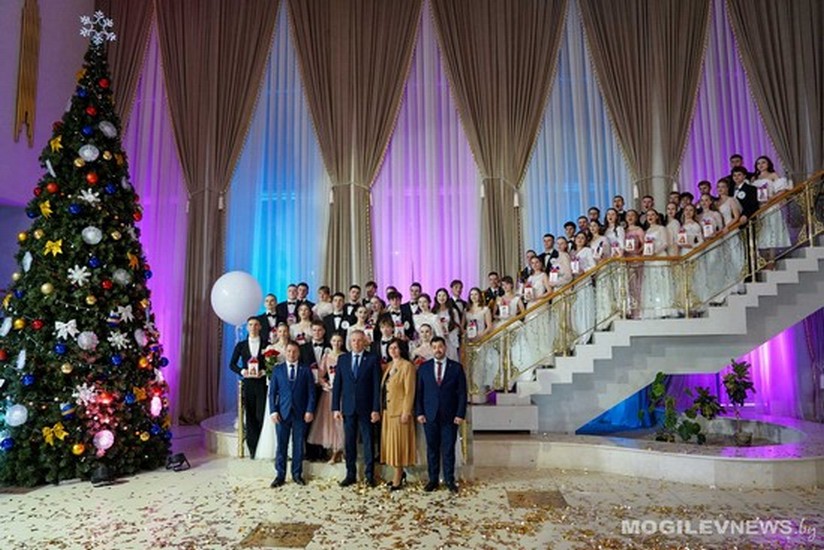 Бал_МГУ_Кулешова